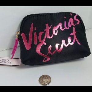 Victoria’s Secret Logo Pink Black Makeup Cosmetic Wristlet Storage Bag NWT
